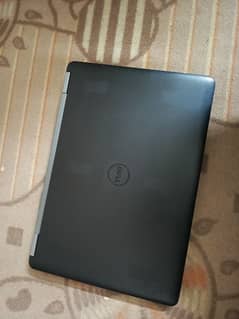 Dell Laptop : Latitude e7270 core i5 6th generation.