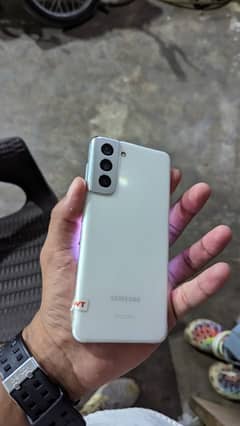 Samsung S21 5G. . .