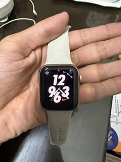 apple watch SE (1st generation)