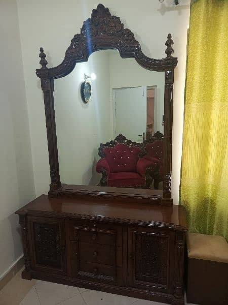 Chinioti Bed Set with dressing table 5