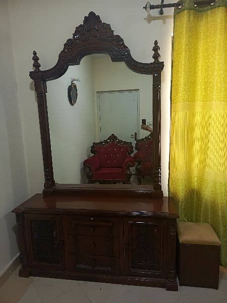 Chinioti Bed Set with dressing table 6