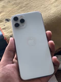 I phone 11 Pro 256 GB Battery Unknown Part error only