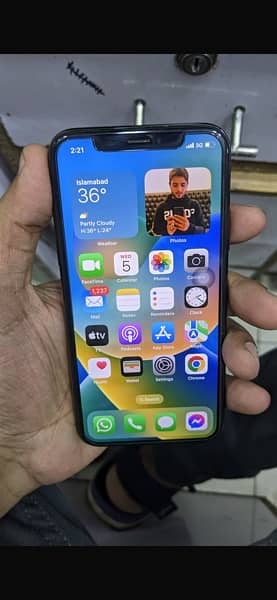 Iphone x 64gb pta approved total janman 4