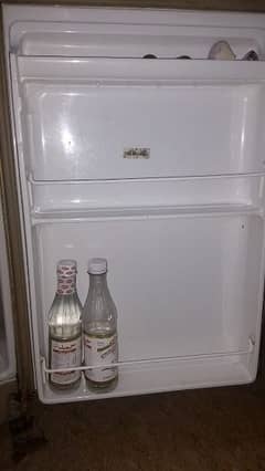 Dawlance fridge 9122