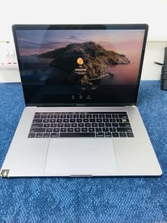 APPLE MACBOOK PRO A1707 DUAL GRAPHICS 15” DISPLAY PERFECT