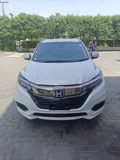 Honda Vezel Hybrid Z Honda Sensing 2019 fresh import