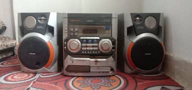 Amplifier and speaker for sale