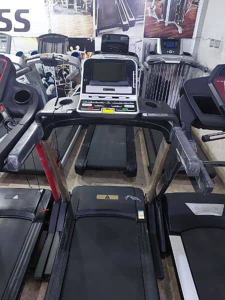 Spinning cycle / Treadmills / Elleptical / cycles / Rods 19