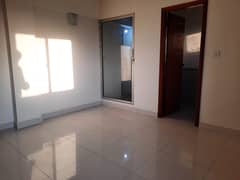 4 Bed DD flat 4rth floor with lift in DHA phase 7 saher commr street