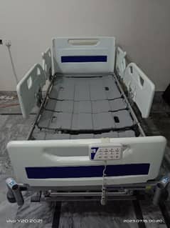 Patient bed/Hospital bed/Electric bed on rent