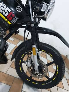 ybr G 125cc bike