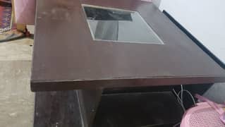 Wooden table woth glass