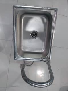 Kitchen sink in good condition