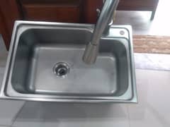 Kitchen sink in good condition