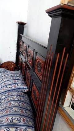 bed , Almari 2 , singar maeez, side table