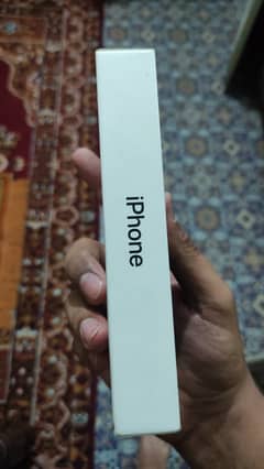 Iphone 13 128 gb 100% bettery with box black color with box