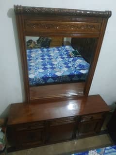 Chinito Bed set Made by Tali wood Brand new condition