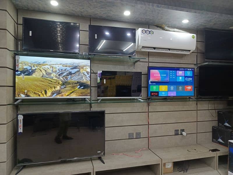 43 InCh Smart LED Tv 8k New 3 years warnnty 03004675739 0