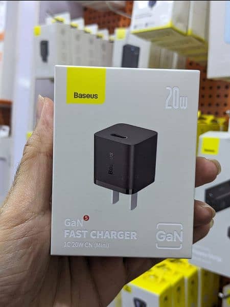 Baseus Powerful 20W Adapter 0