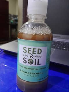 soil and seed herbal shampoo free from sulphate and peraban