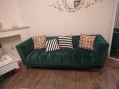 7 seater Pure Green colour