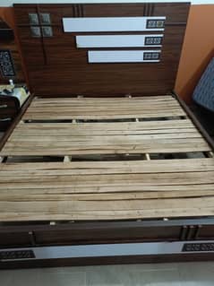 Double bed king size