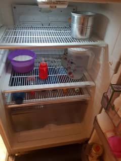 dawlance full size refrigerator