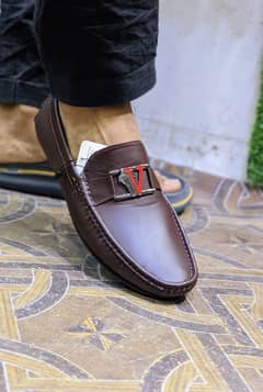 TRENDING SHOES AVAILABLE WATTSAPP 03017398500