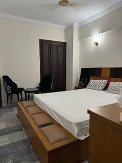 Fully Furnished room on daily , weekly and monthly basis