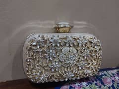 1 time used condition 10/10  bridal metal clutch
