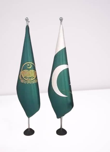 Pakistan flag & pole for Executive officer , CEO Director MD 3