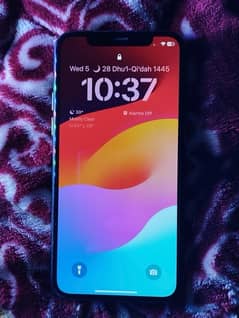 IPHONE 11 PRO 256GB (Factory Unlocked) Almost New