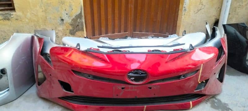 Toyota Prius 2012 Front Bumpers 4