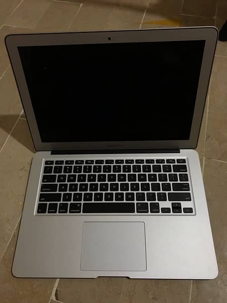 Apple Macbook Air 2017 6