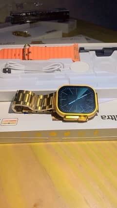 Golden Smart Watch | z76 Ultra | Big Display | Metal Strap