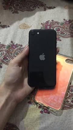 iphone SE 2020 in good condition