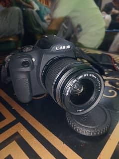 Canon EOS rebel t7 DSLE camera 18-55mm zoom lens + case