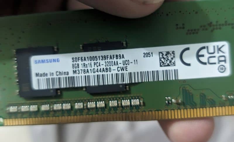 SAMSUNG 8GB 3200Mhz DDR4 COMPUTER RAM STICK. Negotiable 2