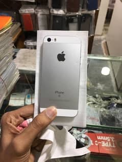iPhone “SE” Non PTA ( for sale on urgent basis )