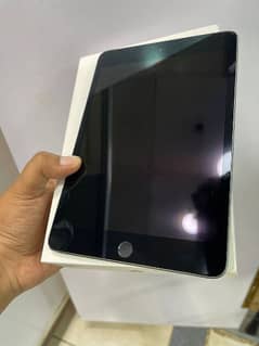 iPad Mini 5 64GB, Watsapp# 03261240434