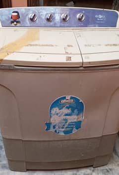 Super Asia washing machine with dryer available for urgent sale.