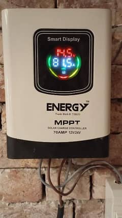 Energy MPPT 70Amp 12v/24v in 10/10 brand new original condition