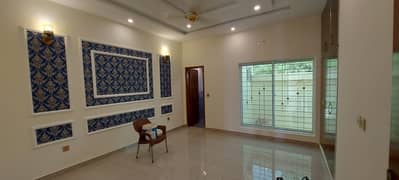 10 Marla Brand New 1.5 Storey House For Sale In Central Park Housing