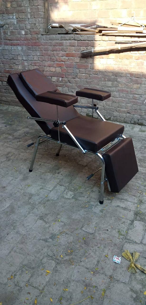 manufecture Blood Donner Chair, Dialysis bed & Derma Examination couch 9