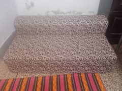 sofacumbed only one month used