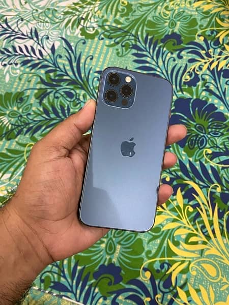 iphone 12 pro 256gb HK with box 0