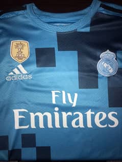 Real Madrid 17/18 3rd Kit