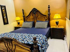 2 beds Luxury appartment on daily basis for rent in bahria town Lahore