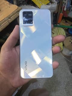 Vivo y21 with box charger no any fault condition good hai 03244186249