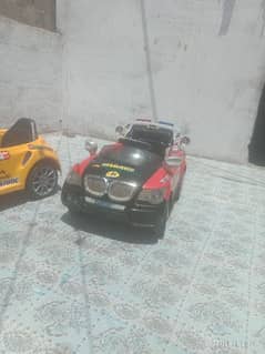 need a urgent buyer for these toy cars fully automatic work on battry